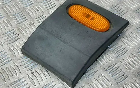 Mercedes-Benz Sprinter W901 W902 W903 W904 Fender trim (molding) A9066903062 A9066901182 76S002