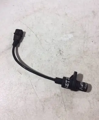 Hyundai Matrix Crankshaft position sensor 3918022600