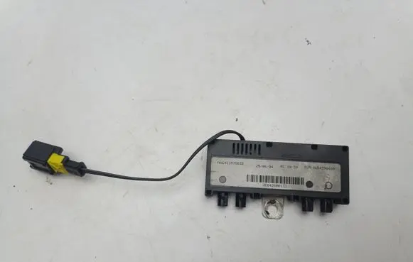 Peugeot 407 Aerial antenna amplifier 9654390480
