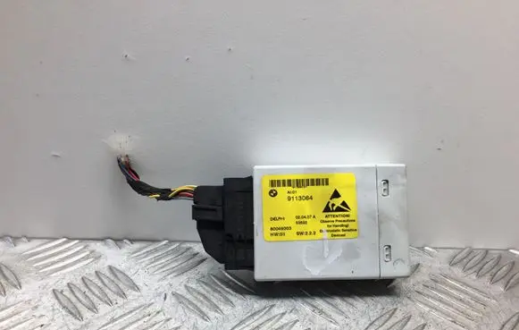 BMW 5 E60 E61 Center console control module 9113064 80049003 19687751