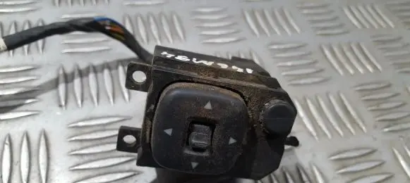 Mazda Xedos 6 Wing mirror switch 3263A32