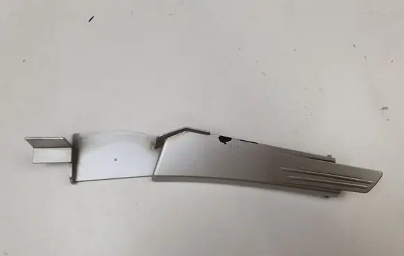 Opel Zafira B Fender end trim 13142286
