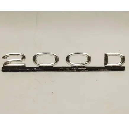 Mercedes-Benz W123 Manufacturers badge/model letters 1238170315 A1238170315
