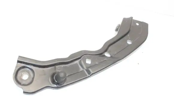 Skoda Scala Headlight/headlamp mounting bracket 657805932A