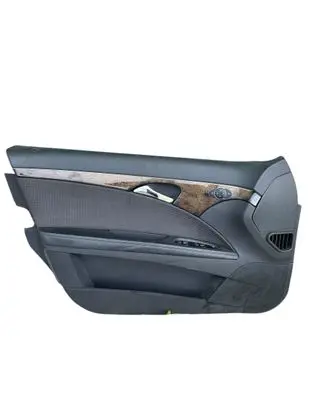 Mercedes-Benz E W211 Front door card panel trim A2118312346