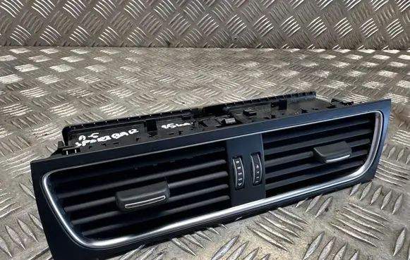 Dash center air vent grill