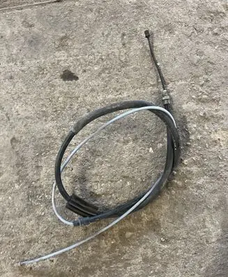 Handbrake/parking brake wiring cable