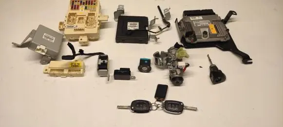 Engine ECU kit and lock set