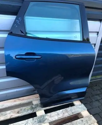 Ford Kuga III Rear door