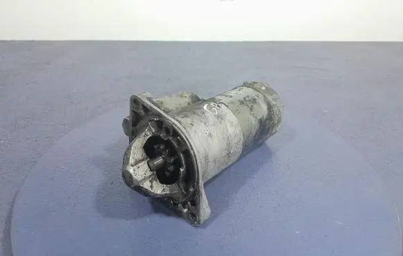 Opel Signum Starter motor 55352382