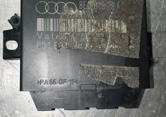 Audi A4 S4 B7 8E 8H Parking PDC control unit/module 8E0919283