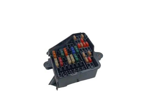 Audi A4 S4 B6 8E 8H Fuse module 8D2941824