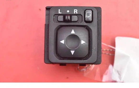 Mitsubishi Grandis Mirror heating switch 183569