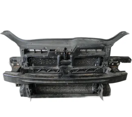 Volkswagen Golf V Front bodywork piece 