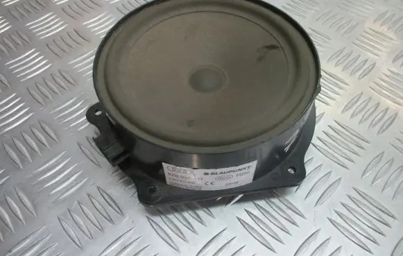 Audi A2 Front door speaker