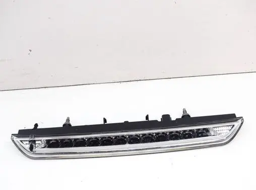 Opel Mokka B Third/center stoplight 9802932180 9800412680