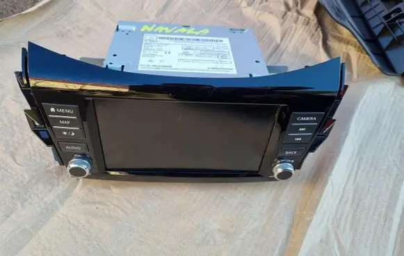 Nissan Navara D23 Radio/CD/DVD/GPS head unit 259155JU0A