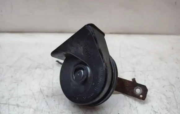 Volvo V70 Horn signal 0055306