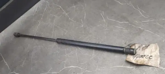 Renault Laguna I Tailgate strut 7700786247