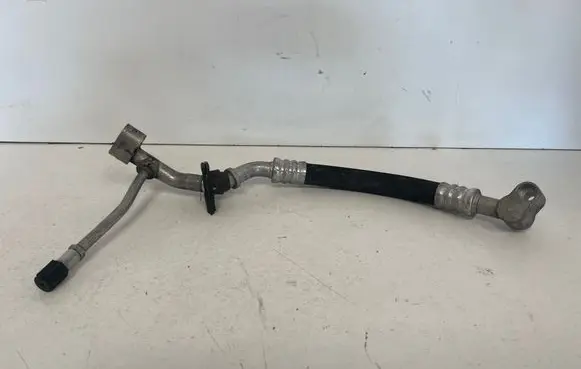 Audi Q7 4L Air conditioning (A/C) pipe/hose 7L6820743J
