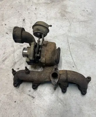 Volkswagen Touran I Turbo 741371