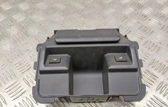 Land Rover Range Rover Sport L320 Seat heating switch FHM500060