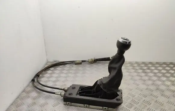 Mini One - Cooper Coupe R56 Gear shifter/selector 2753170