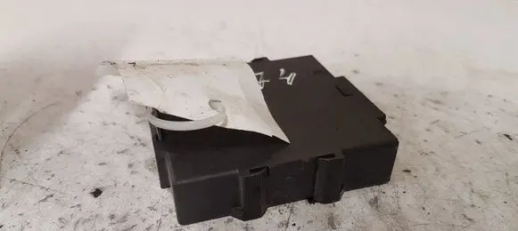 Toyota Avensis T270 Parking PDC control unit/module 8934005021