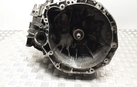 Renault Megane II Manual 6 speed gearbox CENDO0008200128325