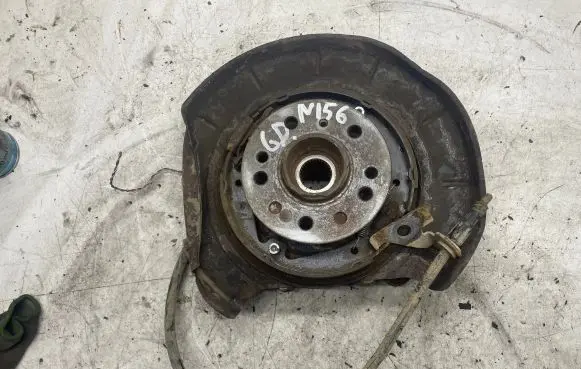 Mercedes-Benz ML W164 Rear wheel hub