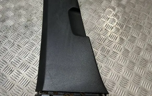 (B) pillar trim (bottom)