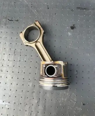 BMW 3 E90 E91 Piston 0840ZU