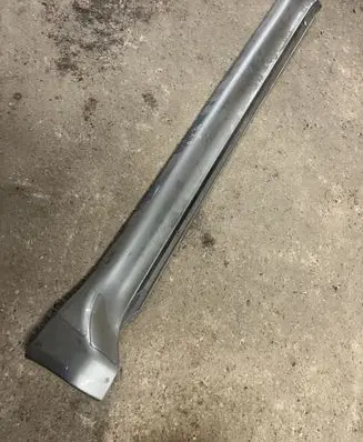 Mitsubishi Pajero Sill MR478770