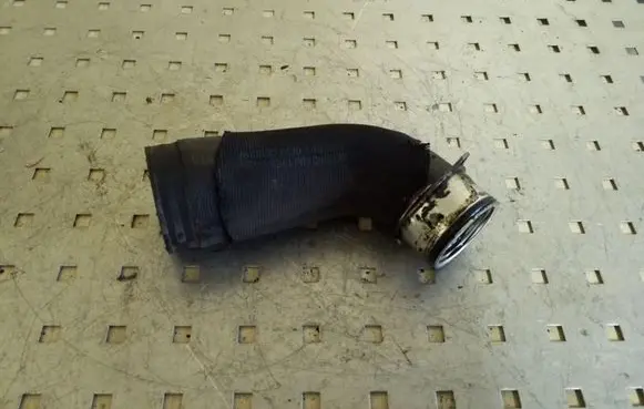 Volkswagen Polo IV 9N3 Intercooler hose/pipe 6Q0145828R