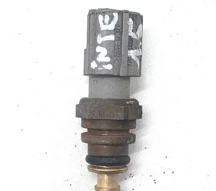 Ford Fusion II Coolant temperature sensor 7M5112A648BA