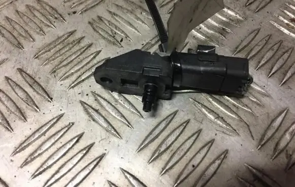 Ford Focus Air pressure sensor 377408957 377408957Z27