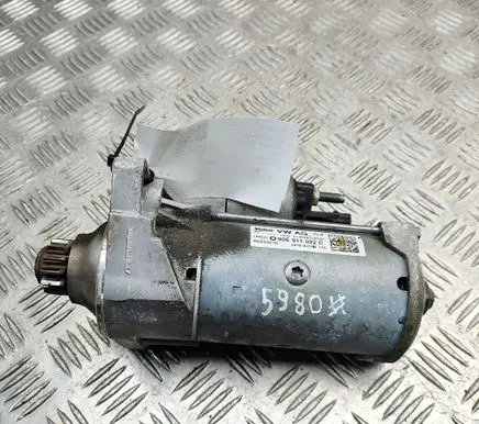 Volkswagen Caddy Starter motor 02E911022C