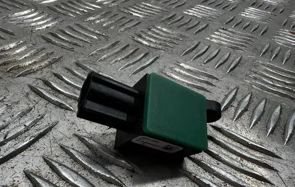 Skoda Superb B6 (3T) Airbag deployment crash/impact sensor 5N0959351B 391229 309160601
