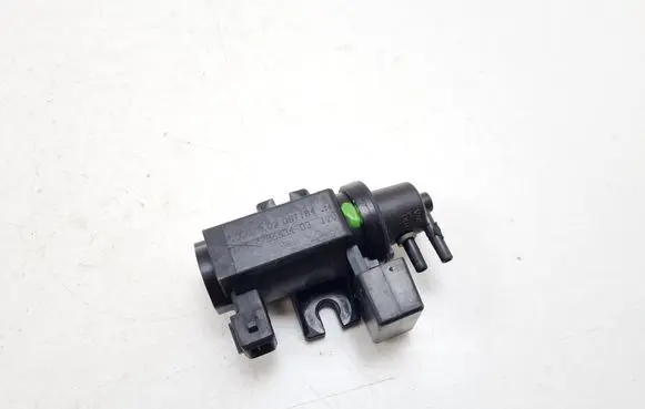 BMW 5 E60 E61 Turbo solenoid valve 7796634 70057903