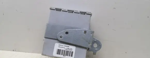 Toyota Corolla E120 E130 Door central lock control unit/module 8974102050