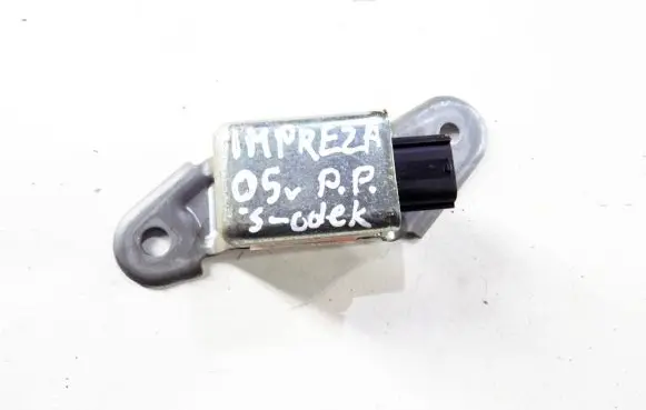 Subaru Impreza II Airbag deployment crash/impact sensor 98235FE100