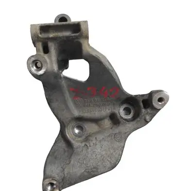 Volkswagen Transporter - Caravelle T6 Engine mounting bracket 04L260089