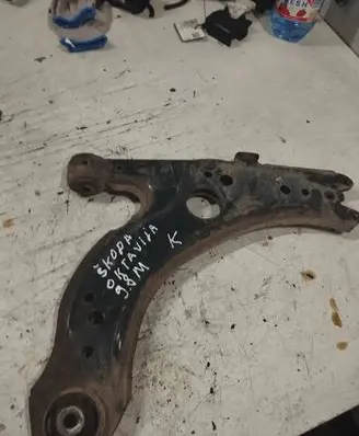 Skoda Octavia Mk1 (1U) Front lower control arm/wishbone