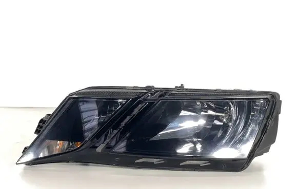 Skoda Octavia Mk3 (5E) Headlight/headlamp 5E1941015C