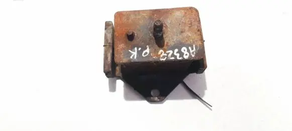 Hyundai H-1, Starex, Satellite Engine mount bracket 218114a610 21811-4a610