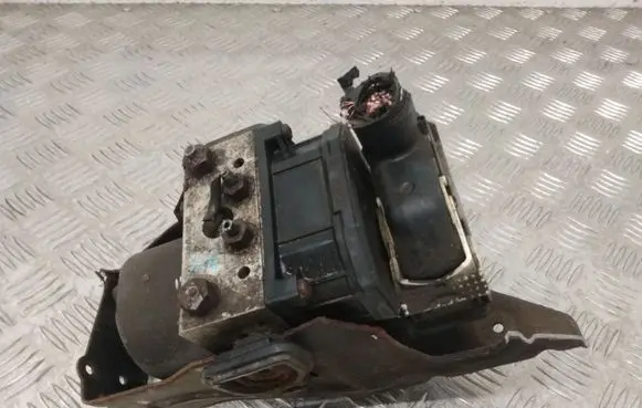 Ford Mondeo Mk III ABS Pump 0265800007 1S7T14A464