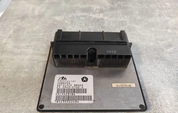 Chrysler 300 - 300C ABS control unit/module 4686226 H9C5H23Y84