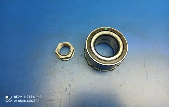 Mercedes-Benz Vito Viano W639 Rear wheel ball bearing R14146 6399810427 SNR