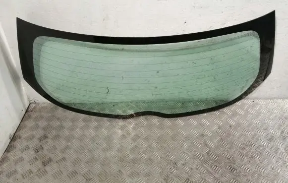 Toyota Auris 150 Rear windscreen/windshield window 6810502120