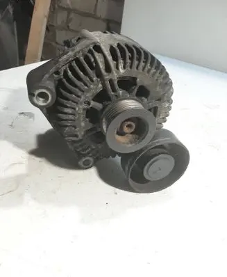BMW 5 E60 E61 Generator/alternator 7799204 TG17C048 2543305C